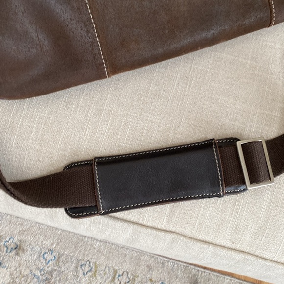 EUC BROWN PELLE STUDIO OILED SUEDE & LEATHER MESSENGER BAG/CARRY-ON - Picture 13 of 15